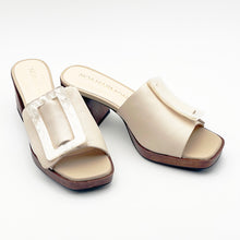 Cargar imagen en el visor de la galería, Zueco Noa Harmon