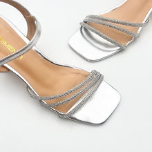 Cargar imagen en el visor de la galería, Sandalia Altrimenti