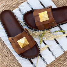 Cargar imagen en el visor de la galería, Sandalia itse