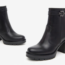 Cargar imagen en el visor de la galería, Botín Nero Giardini