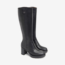 Cargar imagen en el visor de la galería, Bota Nero Giardini