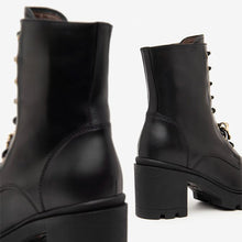 Cargar imagen en el visor de la galería, Botín Nero Giardini