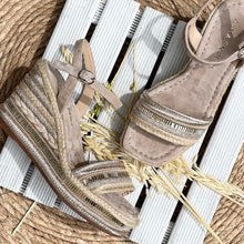 Cargar imagen en el visor de la galería, Sandalia Alma en Pena