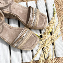 Cargar imagen en el visor de la galería, Sandalia Alma en Pena