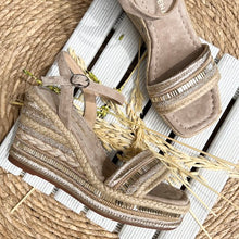 Cargar imagen en el visor de la galería, Sandalia Alma en Pena