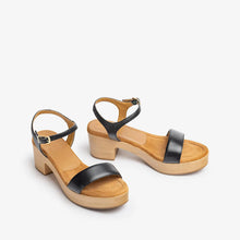 Cargar imagen en el visor de la galería, Sandalia Unisa
