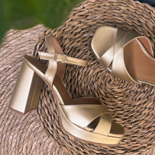 Cargar imagen en el visor de la galería, Sandalia Itse