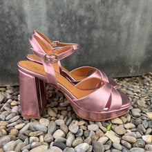 Cargar imagen en el visor de la galería, Sandalia Itse