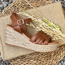 Cargar imagen en el visor de la galería, Sandalia itse