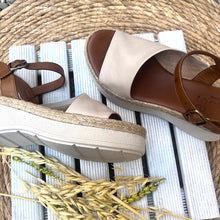 Cargar imagen en el visor de la galería, Sandalia itse