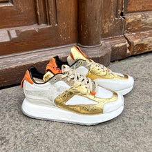 Cargar imagen en el visor de la galería, Deportiva AS98 - NEW IN