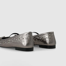 Cargar imagen en el visor de la galería, Bailarina LODI