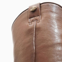 Cargar imagen en el visor de la galería, Campera Mjus