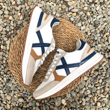 Cargar imagen en el visor de la galería, Deportiva Munich