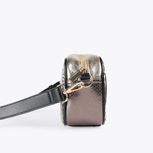 Cargar imagen en el visor de la galería, Bandolera LC