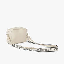 Cargar imagen en el visor de la galería, Bolso LC SS25
