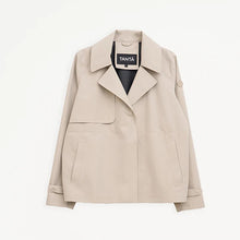 Cargar imagen en el visor de la galería, Gabardina TANTÄ SS25