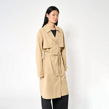 Cargar imagen en el visor de la galería, Garbadina TANTÄ SS25