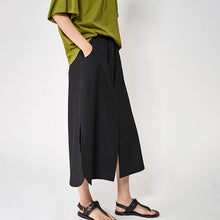 Cargar imagen en el visor de la galería, Falda TANTÄ SS25