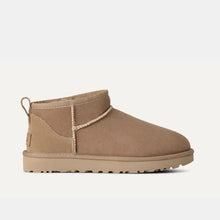 Cargar imagen en el visor de la galería, Botín UGG
