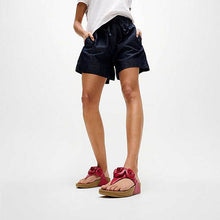 Cargar imagen en el visor de la galería, Sandalia fitflop
