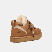 Cargar imagen en el visor de la galería, Deportiva UGG
