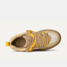 Cargar imagen en el visor de la galería, Deportiva UGG
