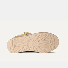 Cargar imagen en el visor de la galería, Deportiva UGG
