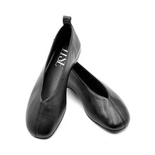 Cargar imagen en el visor de la galería, Zapato itse  NEGRO
