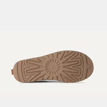 Cargar imagen en el visor de la galería, Botín UGG
