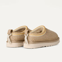 Cargar imagen en el visor de la galería, Zueco UGG
