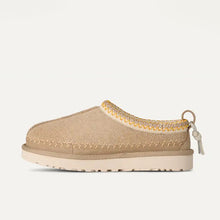 Cargar imagen en el visor de la galería, Zueco UGG
