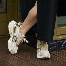 Cargar imagen en el visor de la galería, Deportiva NO NAME
