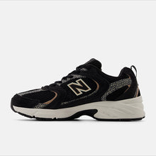 Cargar imagen en el visor de la galería, Deportiva New Balance
