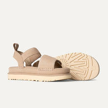 Cargar imagen en el visor de la galería, Sandalia UGG SS25
