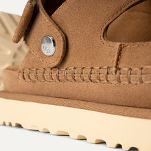 Cargar imagen en el visor de la galería, Sandalia UGG SS25
