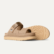 Cargar imagen en el visor de la galería, Sandalia UGG SS25
