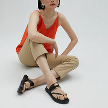 Cargar imagen en el visor de la galería, Sandalia LC SS25
