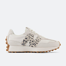 Cargar imagen en el visor de la galería, New Balance 327 SS25
