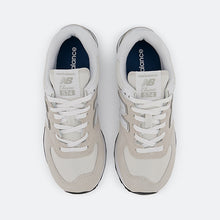 Cargar imagen en el visor de la galería, Deportiva New Balance SS25
