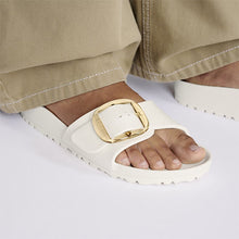 Cargar imagen en el visor de la galería, Sandalia Birkenstock SS25
