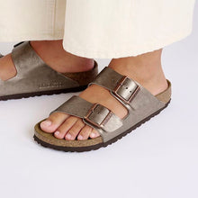 Cargar imagen en el visor de la galería, Sandalia Birkenstock SS25
