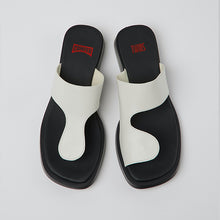 Cargar imagen en el visor de la galería, Sandalia Camper SS25
