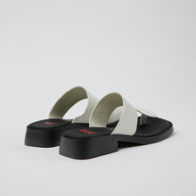 Cargar imagen en el visor de la galería, Sandalia Camper SS25
