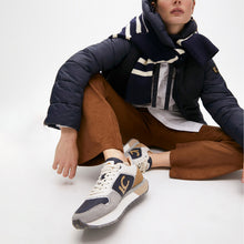 Cargar imagen en el visor de la galería, Deportiva Lola Casademunt
