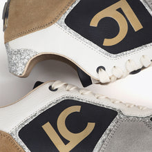 Cargar imagen en el visor de la galería, Deportiva Lola Casademunt
