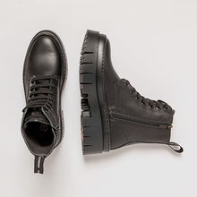 Cargar imagen en el visor de la galería, Botín art
