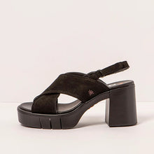 Cargar imagen en el visor de la galería, Sandalia art SS25
