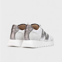 Cargar imagen en el visor de la galería, Zapato casual Wonders SS25
