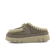 Cargar imagen en el visor de la galería, Zueco MOU
